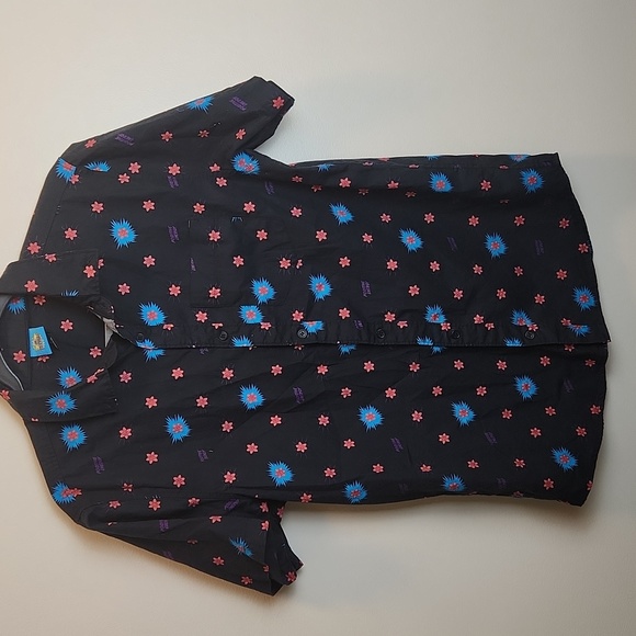 Teenage Positive Energy Black Short Sleeve Button Up Shirt Medium - Picture 2 of 5